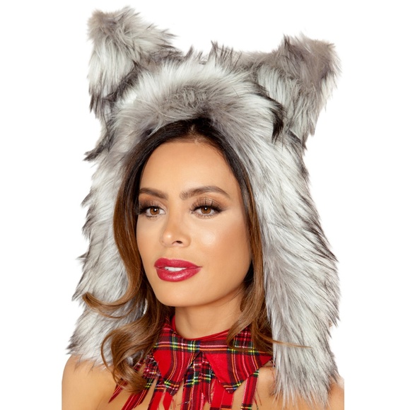 furry hat with ears